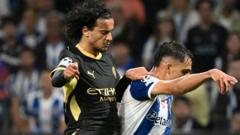 بواعدي يبهر الجماهير في أول ظهور أساسي له مع مانشستر سيتي بدوري أبطال أوروبا