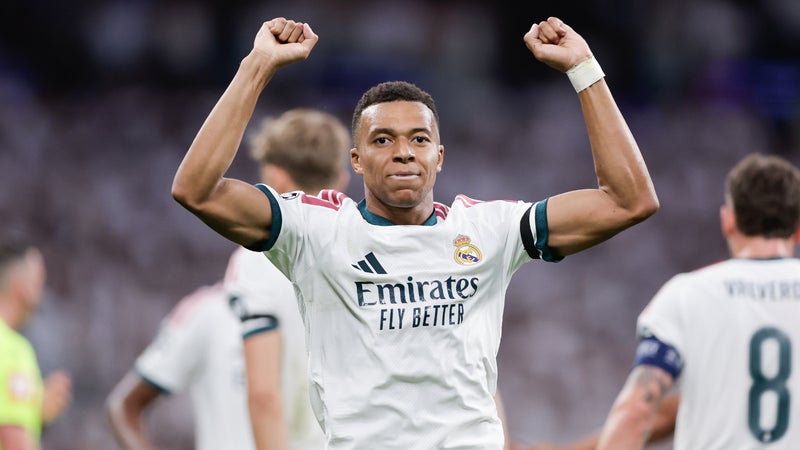 مبابي يعود للحديث عن الكرة الذهبية لكن يؤكد أولوية دوري الأبطال مع ريال مدريد